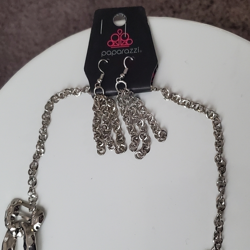 Silver Chain Necklace Set. 🌴 - Picture 4 of 5